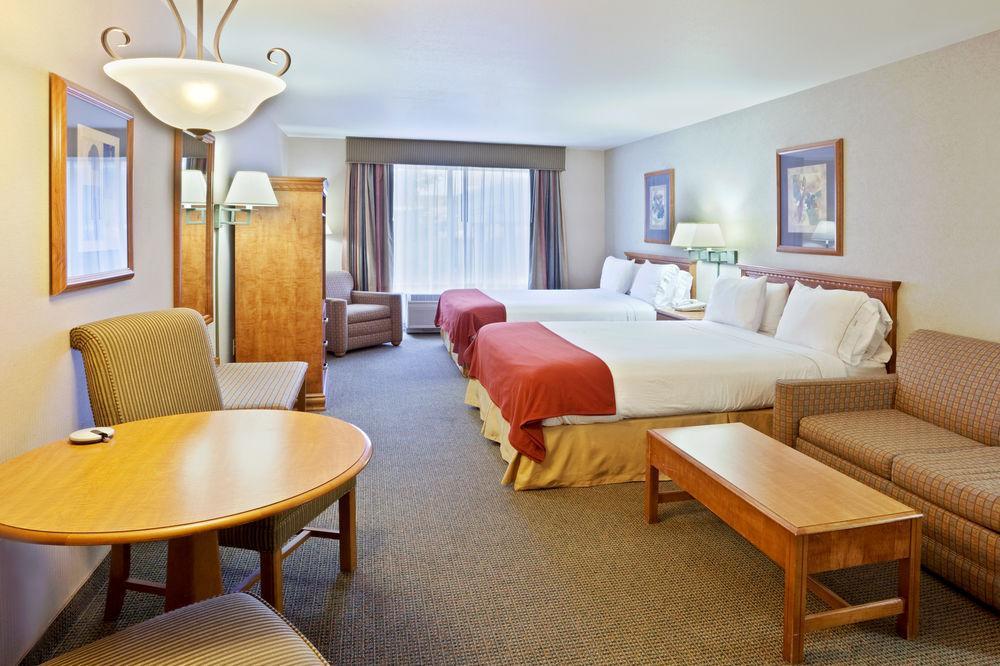 Holiday Inn Express Hotel & Suites Idaho Falls By Ihg Pokoj fotografie